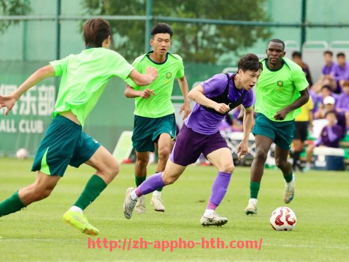 HTH华体会APP下载-世俱杯比赛体能下降对传球精度的影响研究